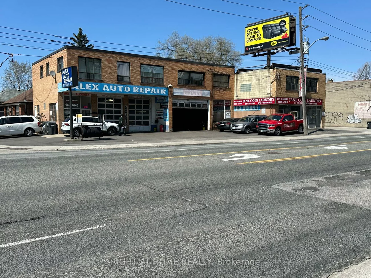 1778, Jane, Weston, Toronto