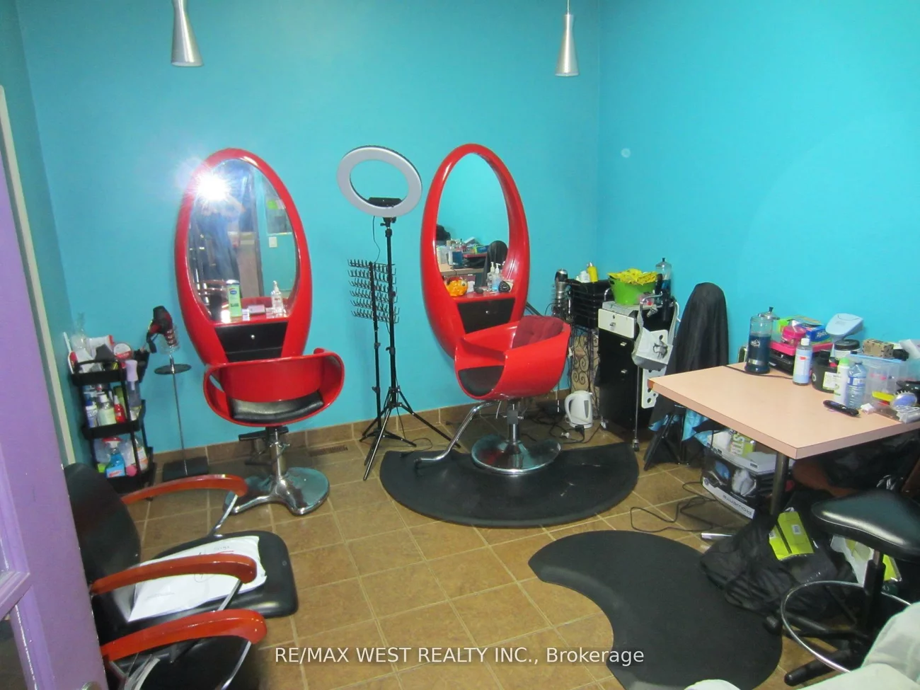 2444, Dufferin, Briar Hill-Belgravia, Toronto