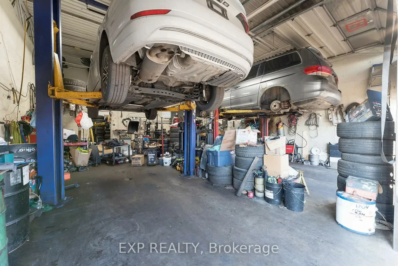 12, Lepage, York University Heights, Toronto