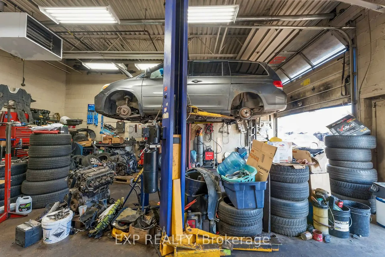 12, Lepage, York University Heights, Toronto