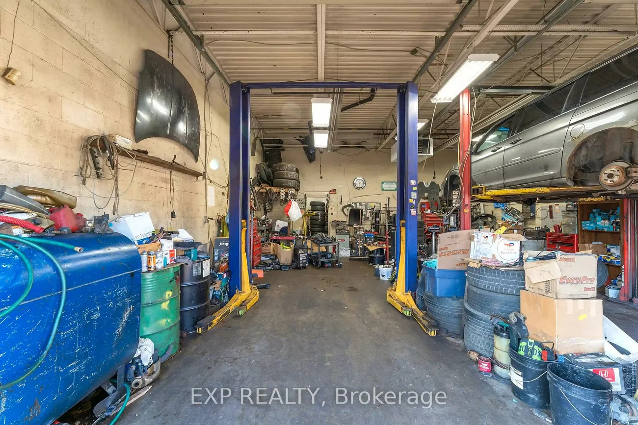 12, Lepage, York University Heights, Toronto