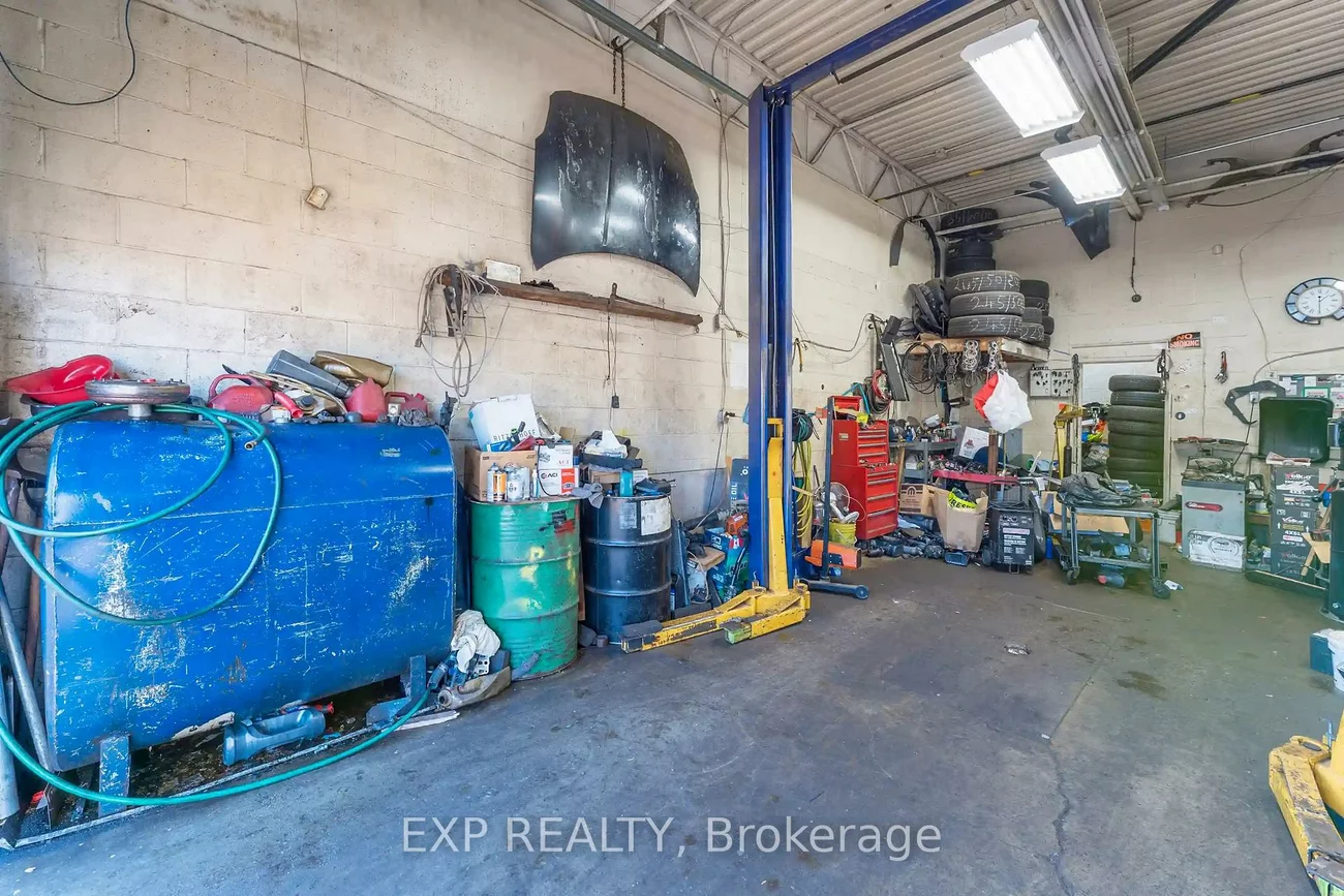 12, Lepage, York University Heights, Toronto