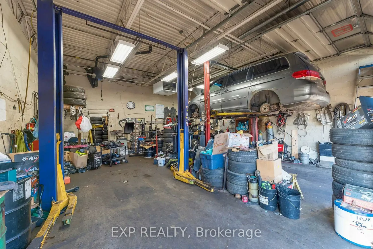 12, Lepage, York University Heights, Toronto