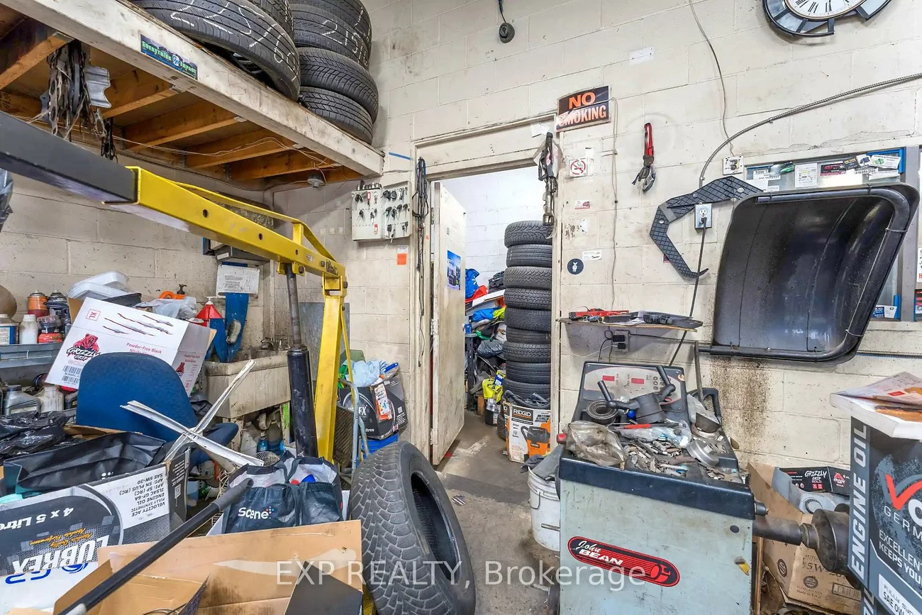 12, Lepage, York University Heights, Toronto