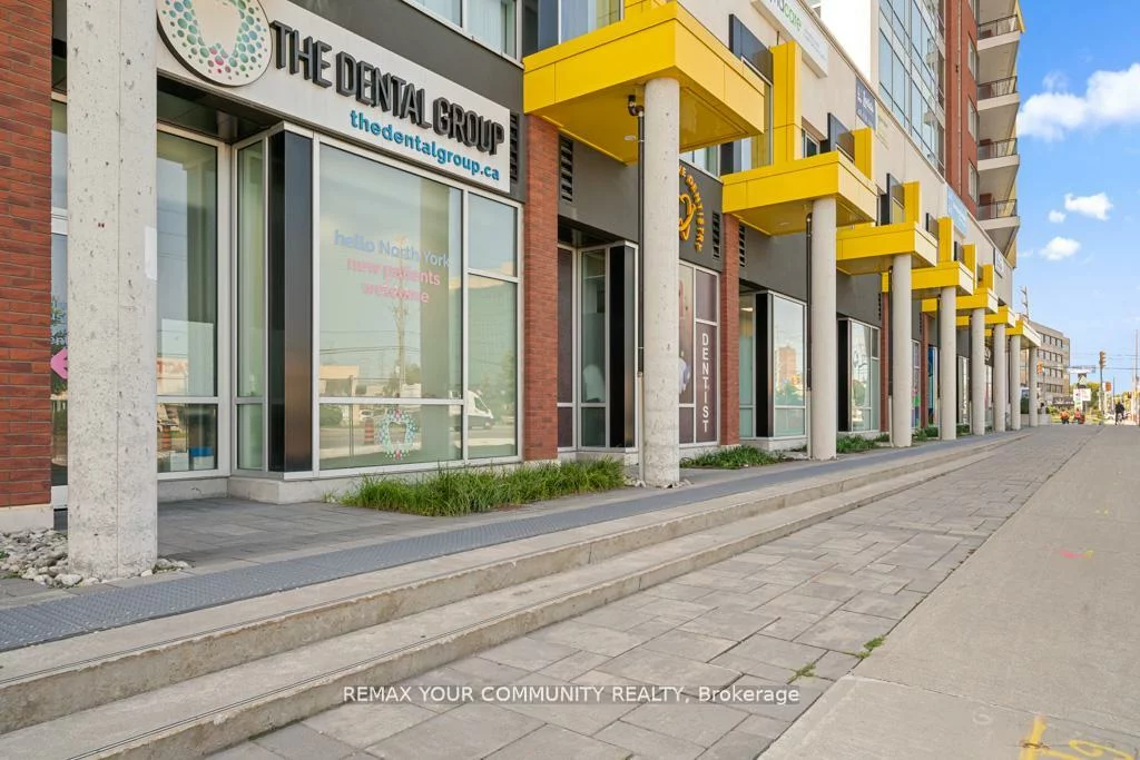 1275, Finch, York University Heights, Toronto