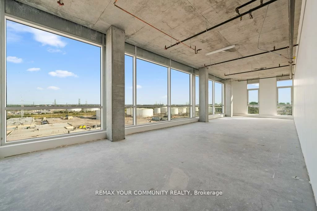 1275, Finch, York University Heights, Toronto