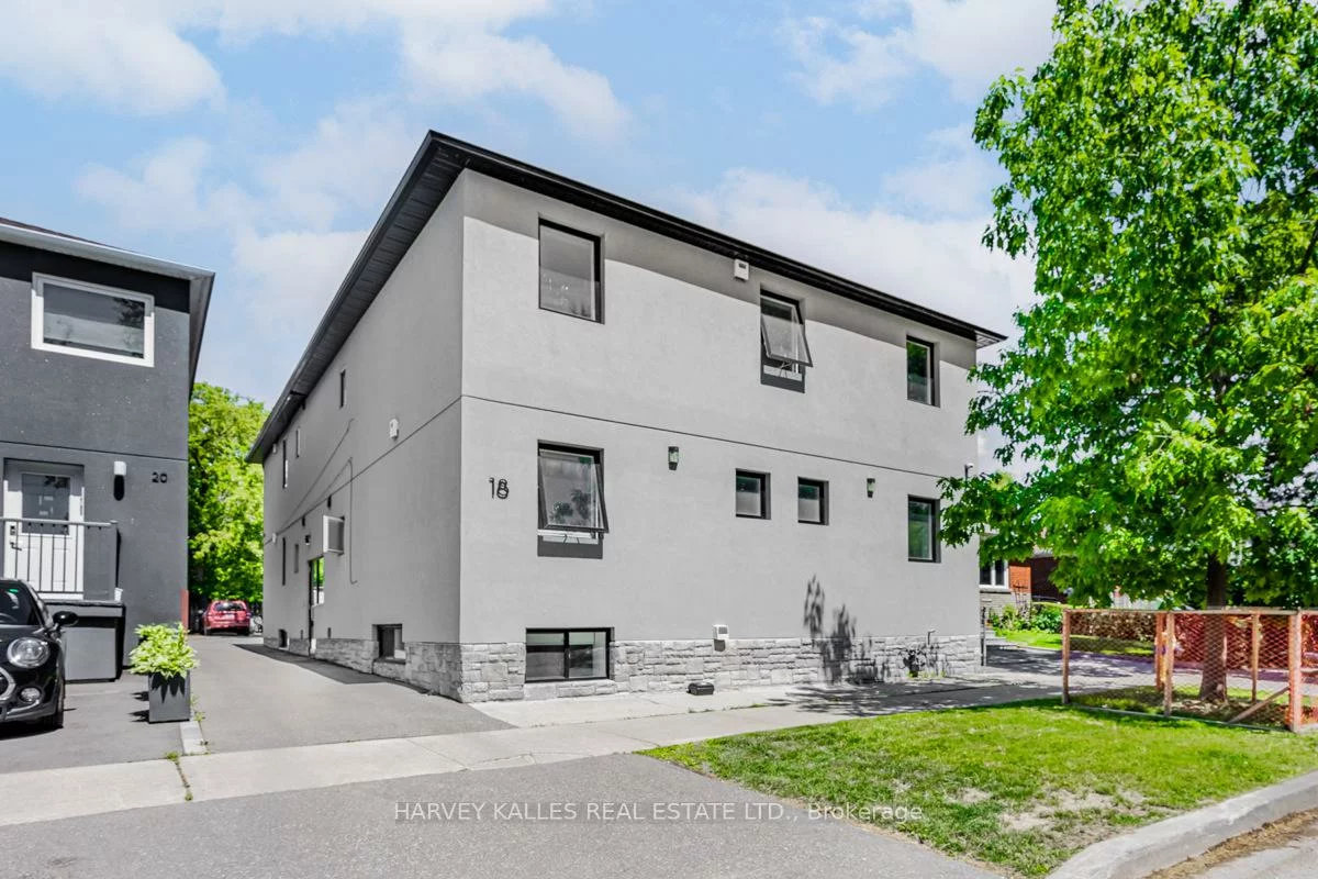18, Cavell, Mimico, Toronto
