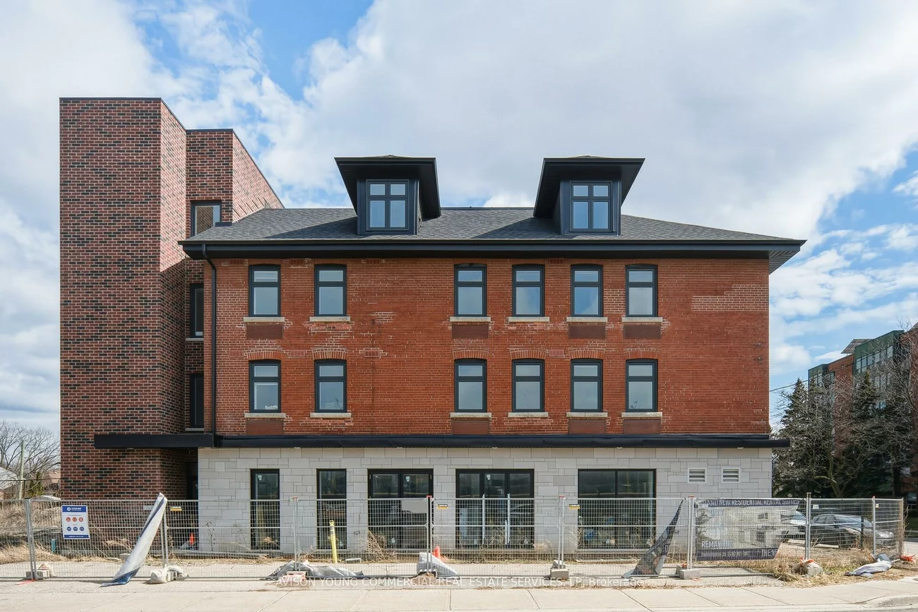 1, Blue Goose, Mimico, Toronto