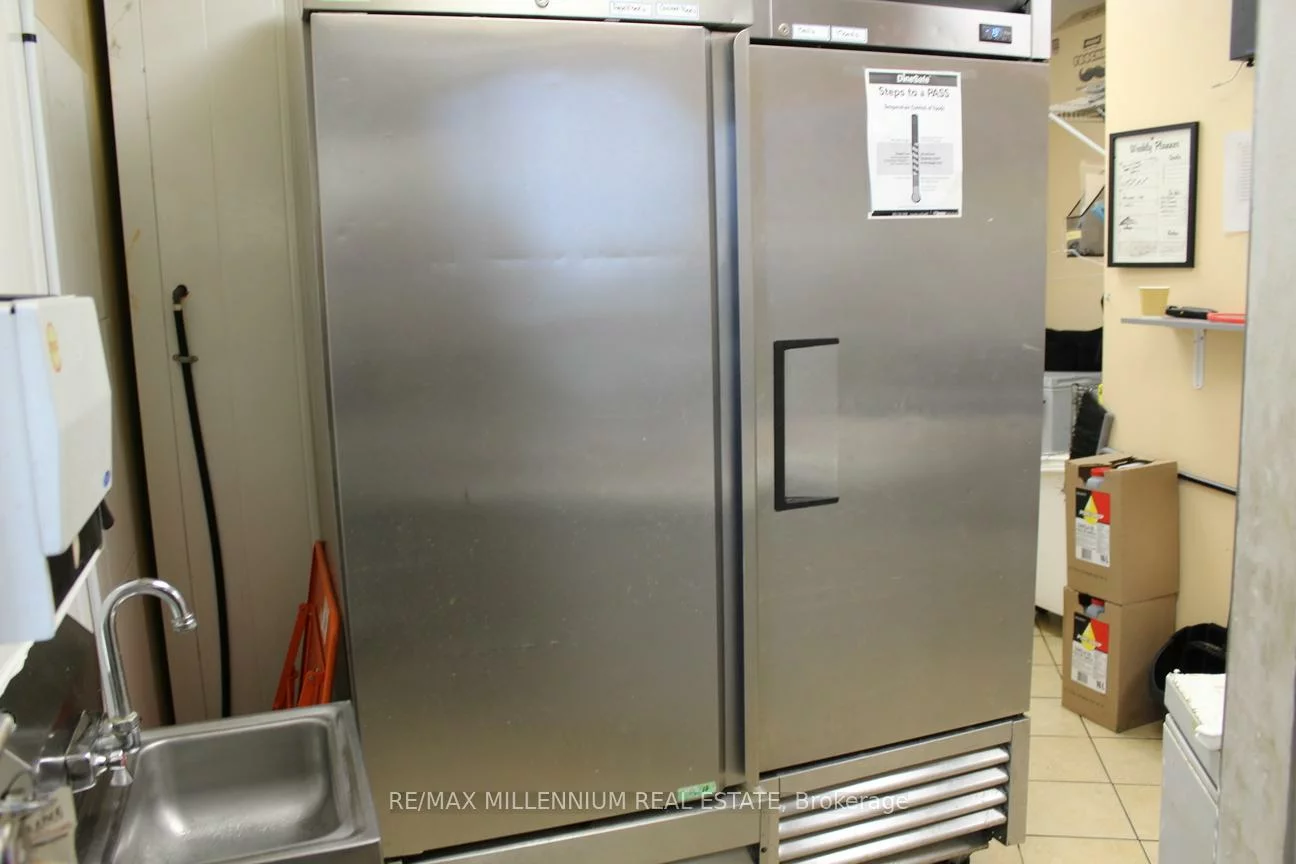 2240, Lakeshore, Mimico, Toronto