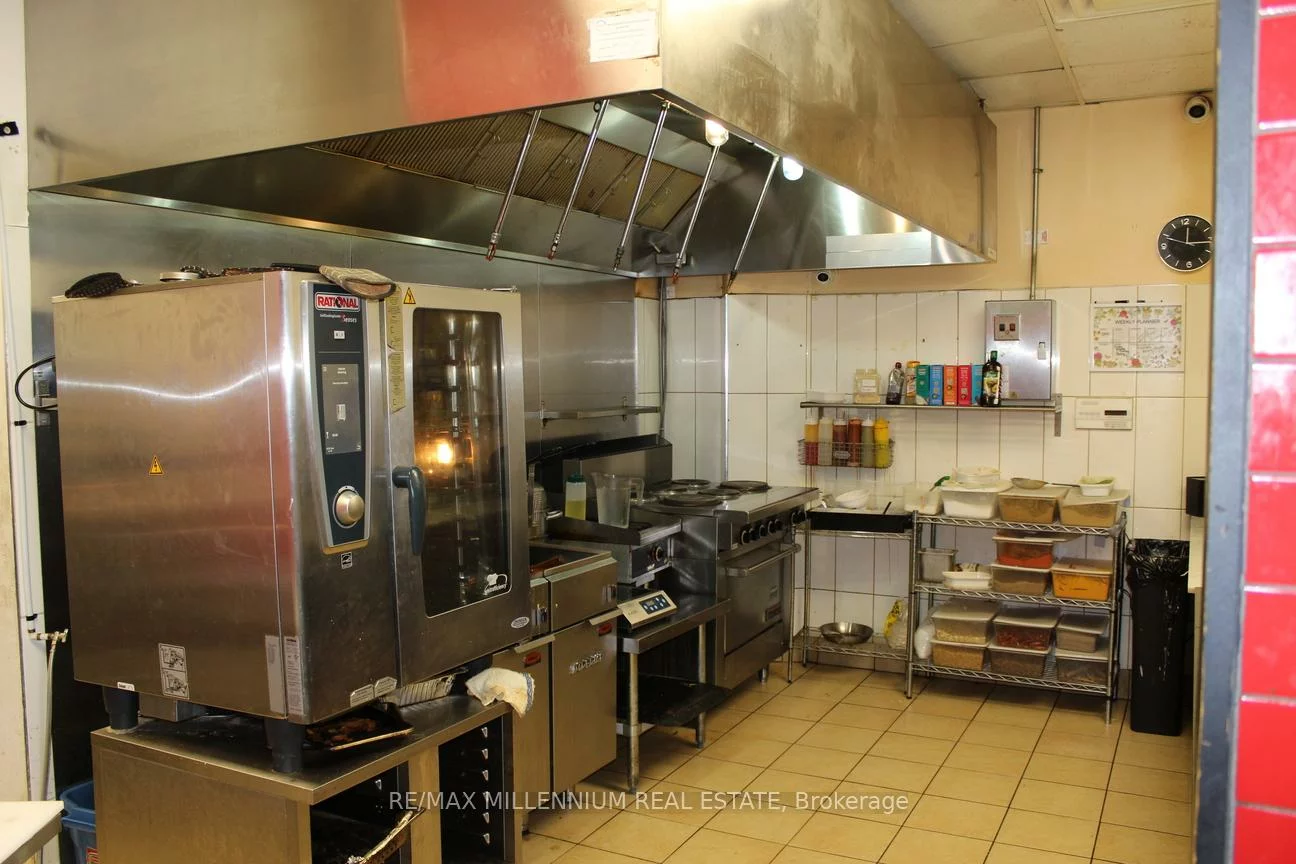 2240, Lakeshore, Mimico, Toronto