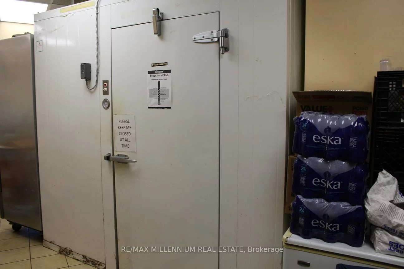 2240, Lakeshore, Mimico, Toronto