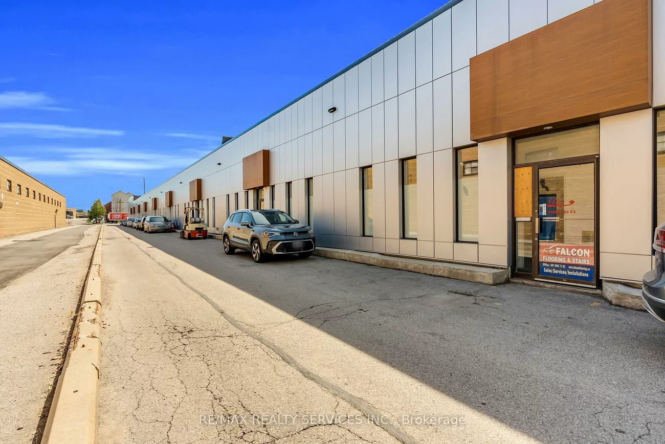 120, Norfinch, Black Creek, Toronto