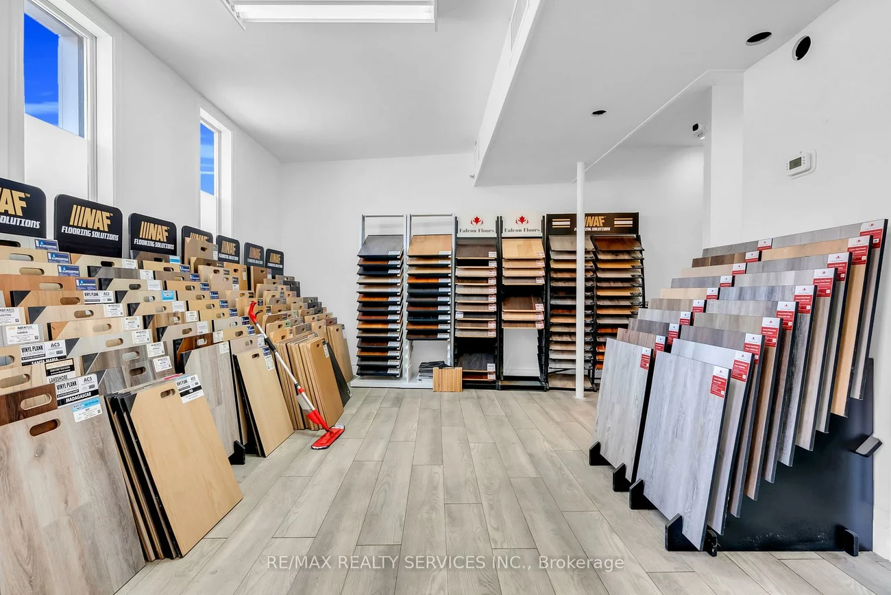 120, Norfinch, Black Creek, Toronto