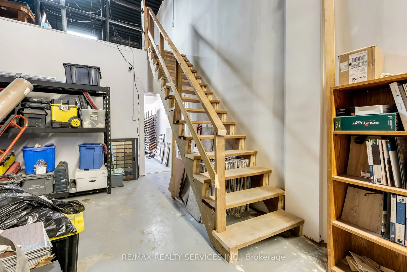 120, Norfinch, Black Creek, Toronto