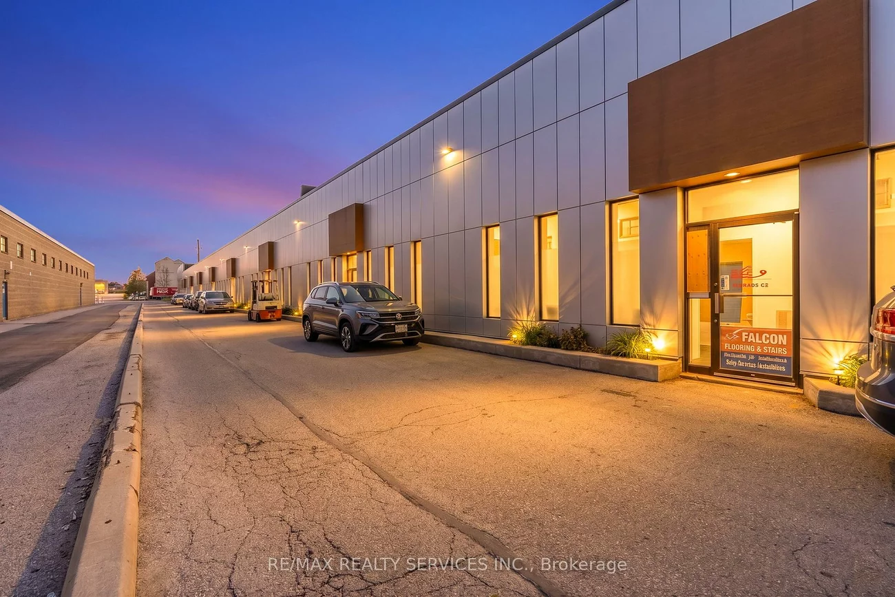 120, Norfinch, Black Creek, Toronto