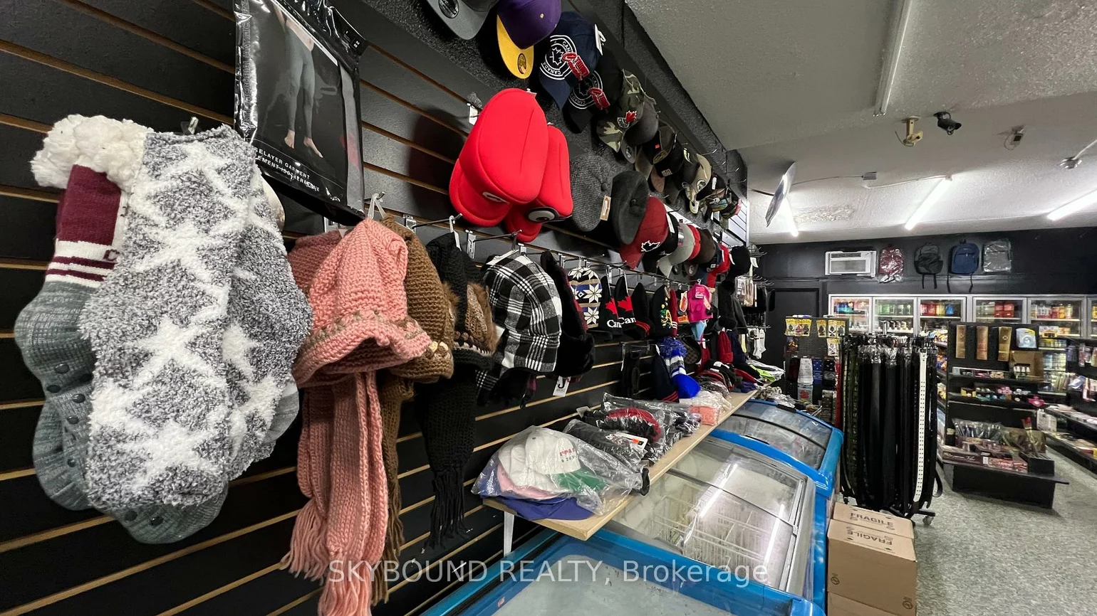2111, Jane, Downsview-Roding-CFB, Toronto