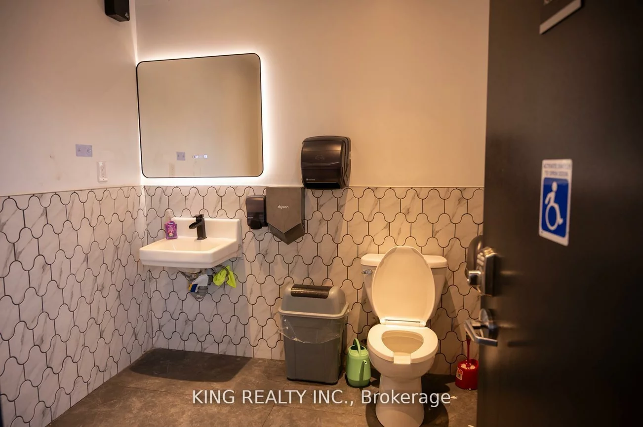 2712, KEELE, Downsview-Roding-CFB, Toronto