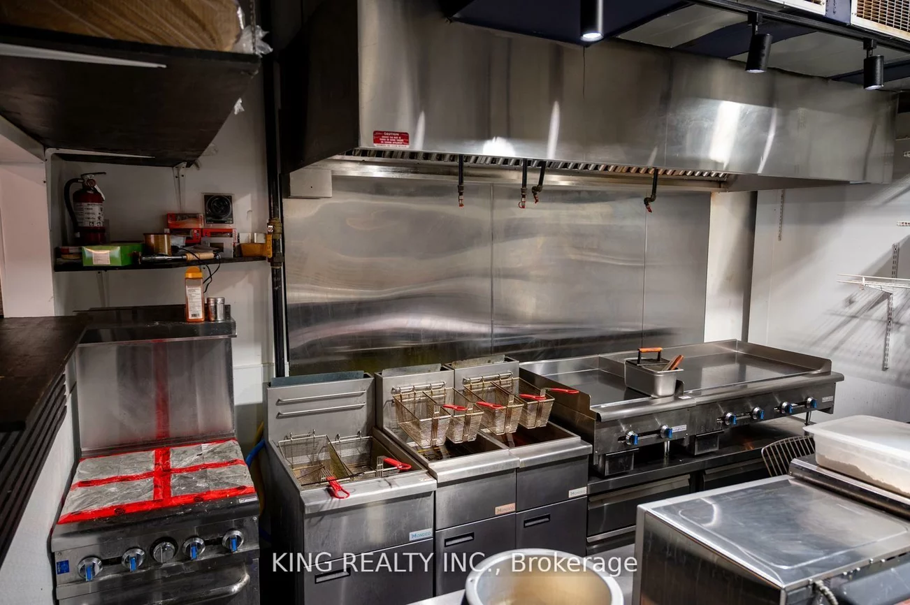 2712, KEELE, Downsview-Roding-CFB, Toronto