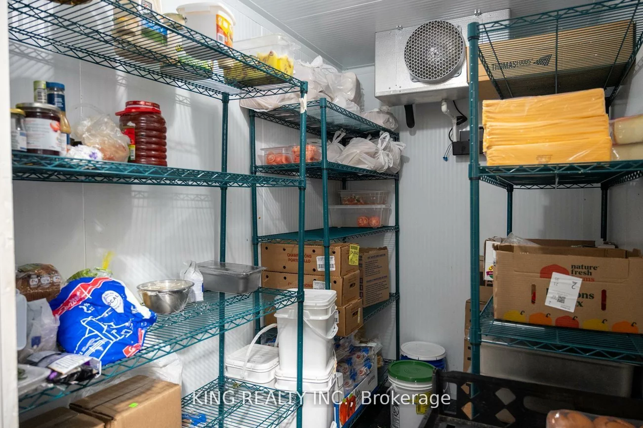 2712, KEELE, Downsview-Roding-CFB, Toronto