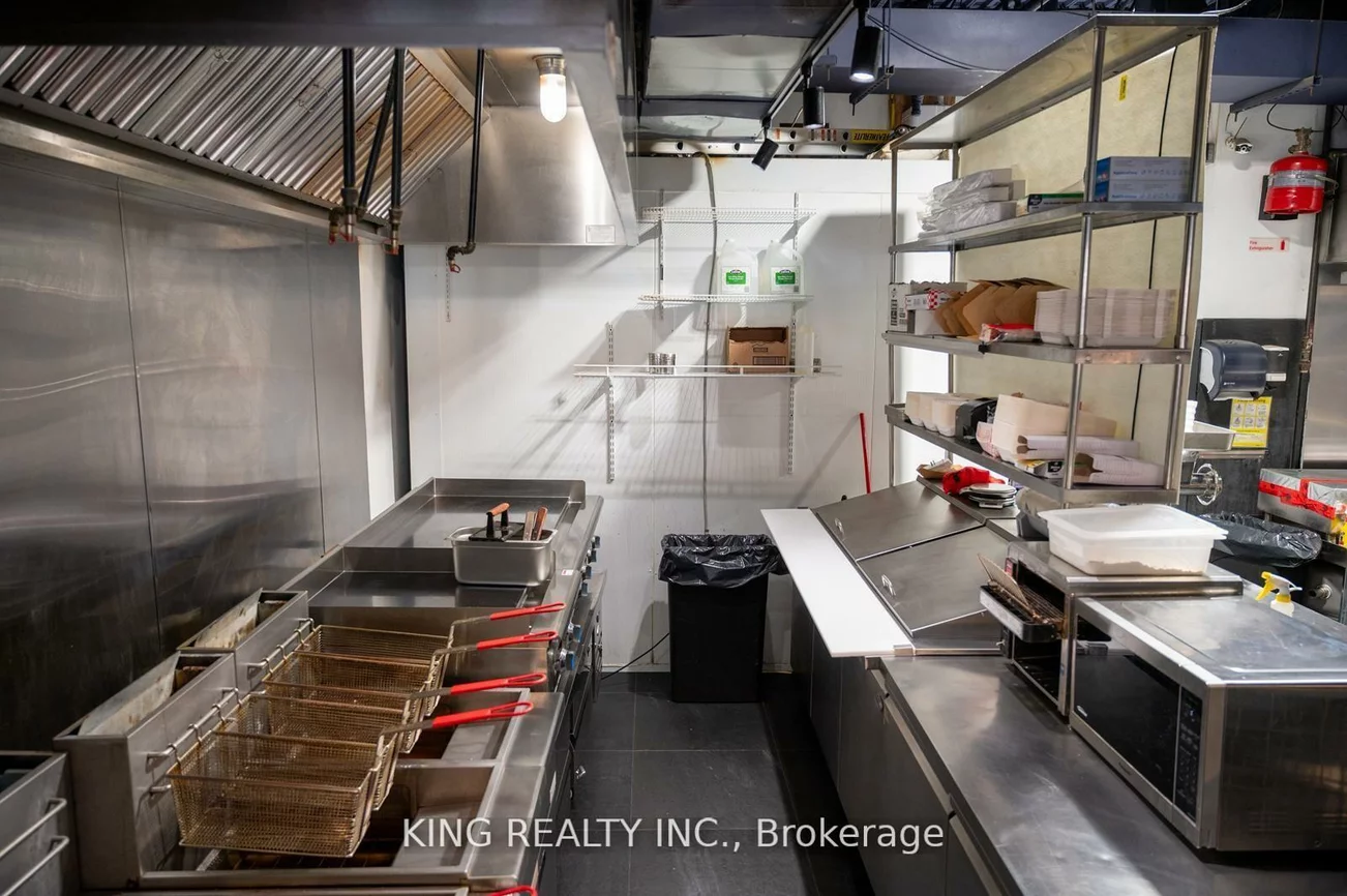 2712, KEELE, Downsview-Roding-CFB, Toronto