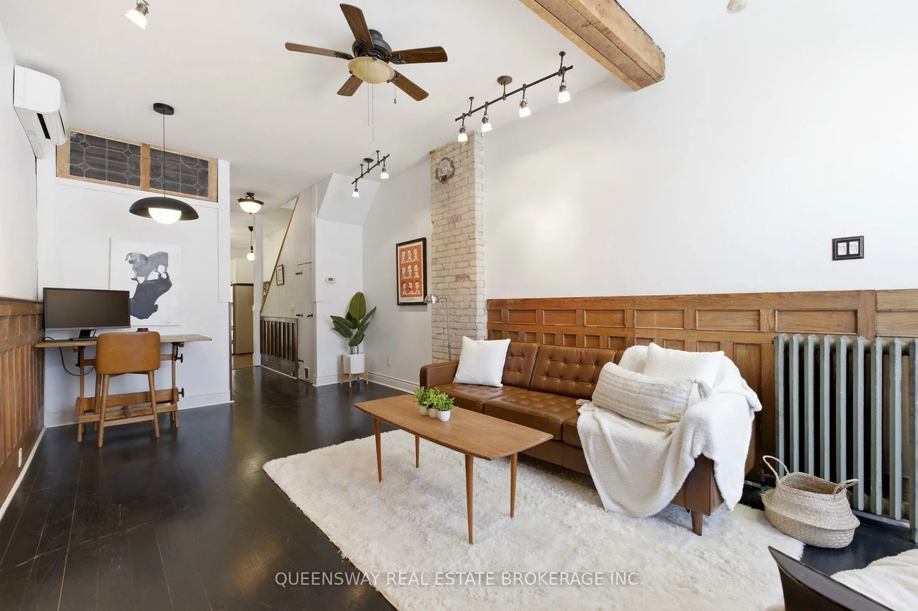 992, Dovercourt, Dovercourt-Wallace Emerson-Junction, Toronto