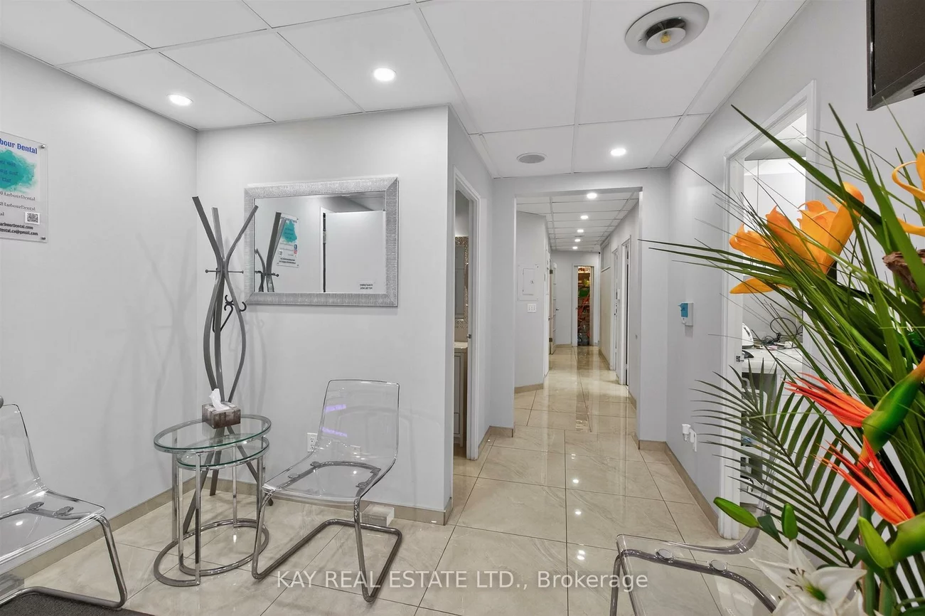 2318, Lake Shore, Mimico, Toronto