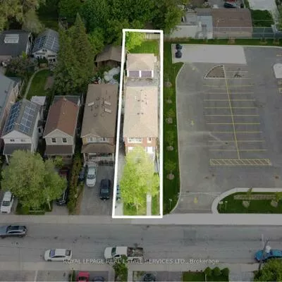 11, Dennis, Mount Dennis, Toronto