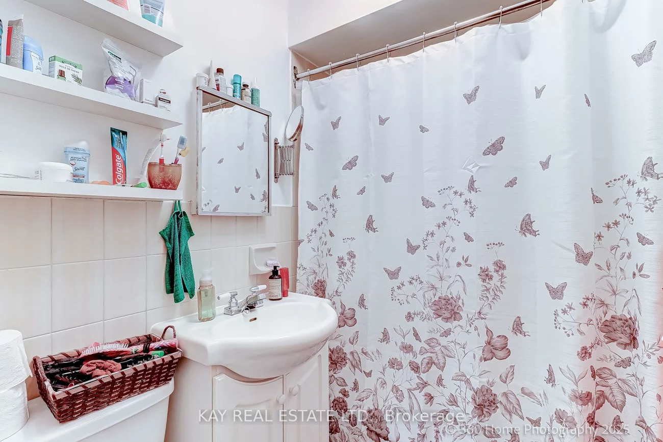 2316, Lake Shore, Mimico, Toronto