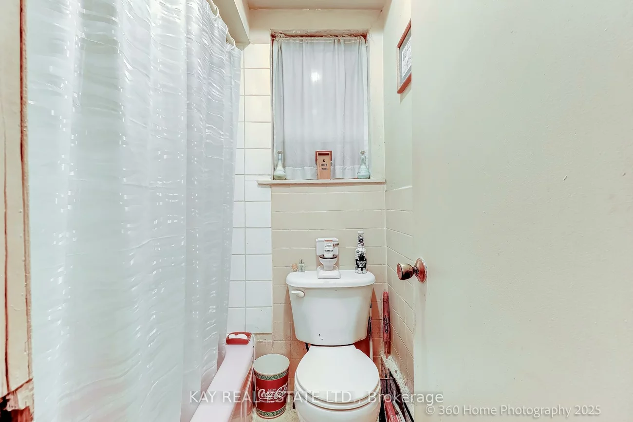 2316, Lake Shore, Mimico, Toronto