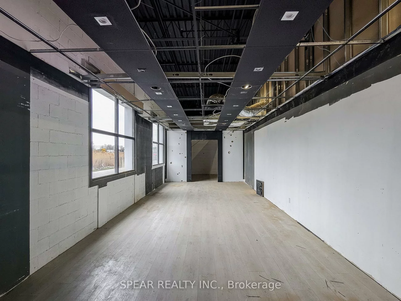 35, Stoffel, West Humber-Clairville, Toronto