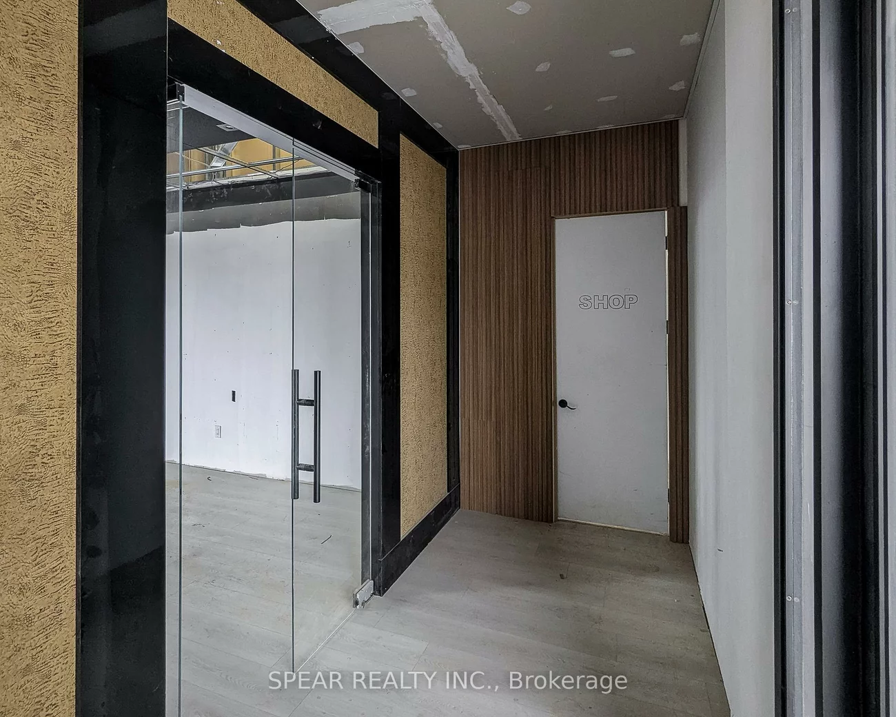 35, Stoffel, West Humber-Clairville, Toronto