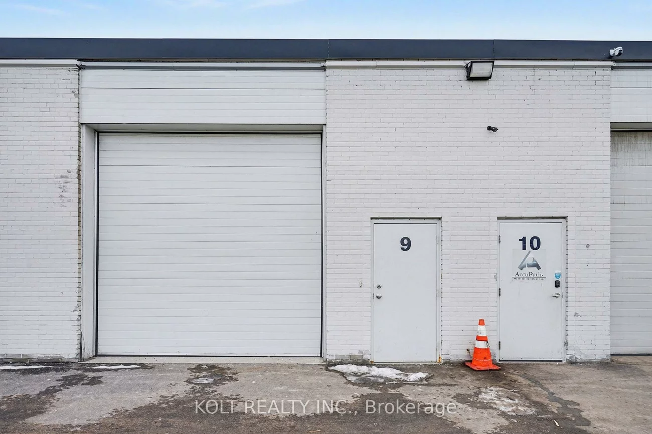 1040, Martin Grove, West Humber-Clairville, Toronto