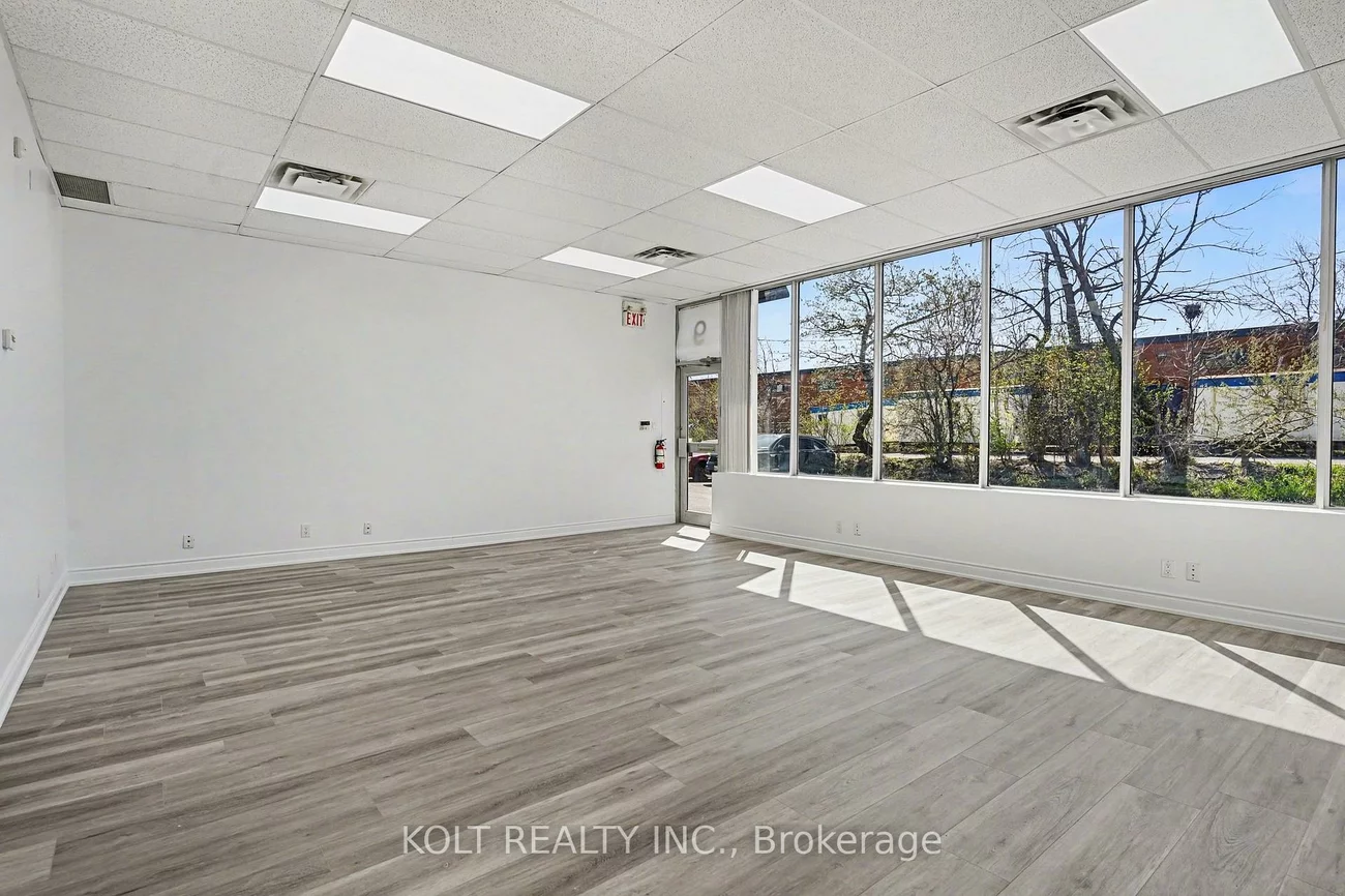 1040, Martin Grove, West Humber-Clairville, Toronto