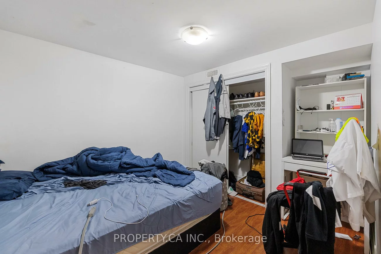 1213, Weston, Mount Dennis, Toronto