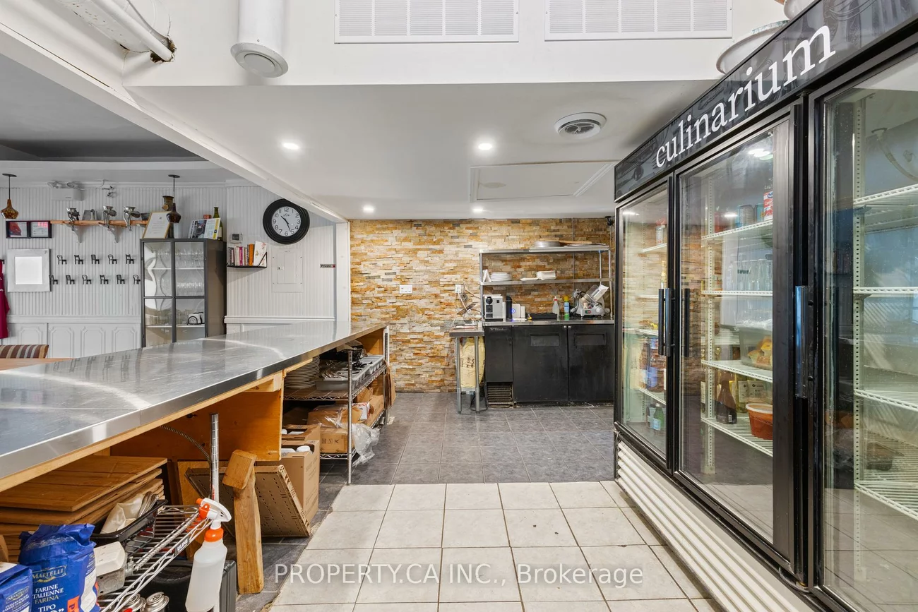 1213, Weston, Mount Dennis, Toronto