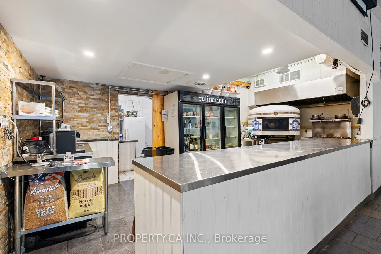 1213, Weston, Mount Dennis, Toronto