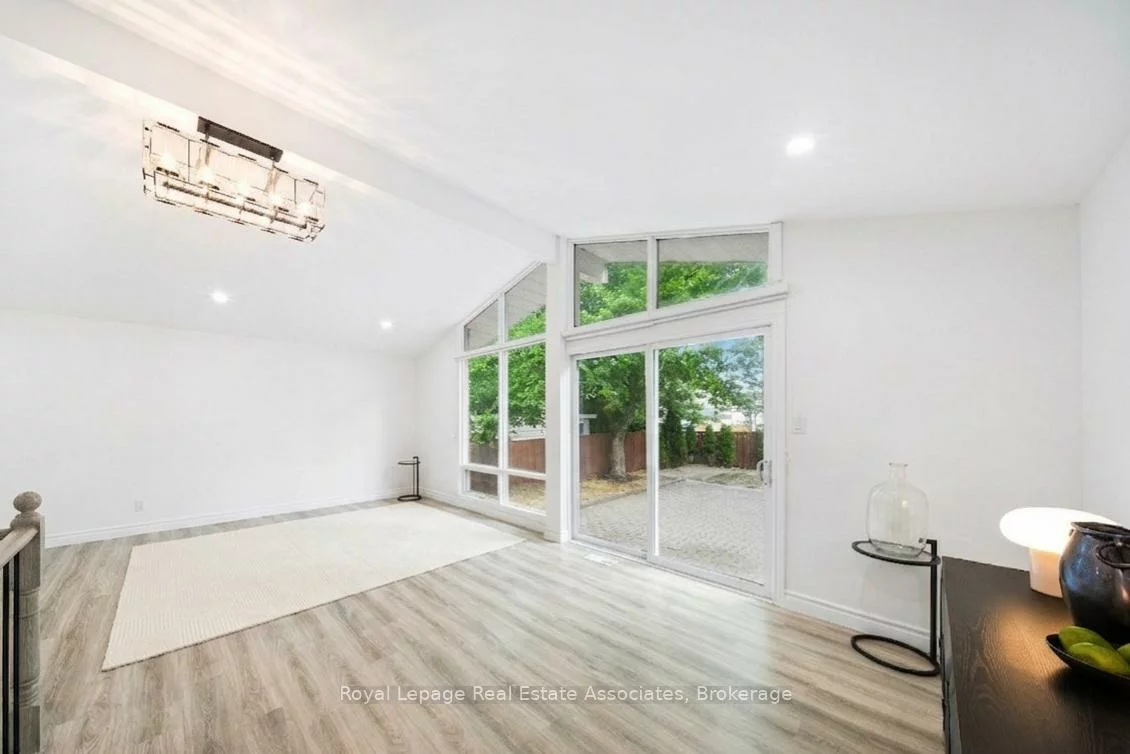 665, Kipling, Islington-City Centre West, Toronto