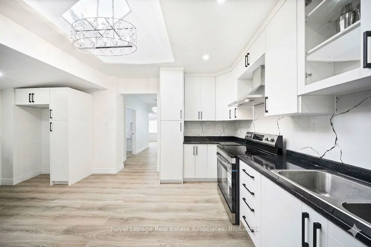 665, Kipling, Islington-City Centre West, Toronto