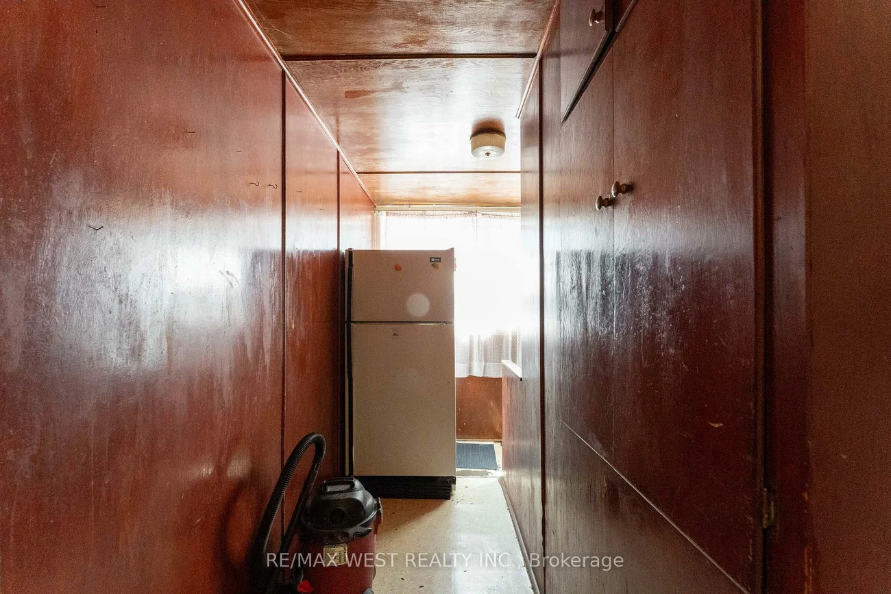 1311, King, South Parkdale, Toronto