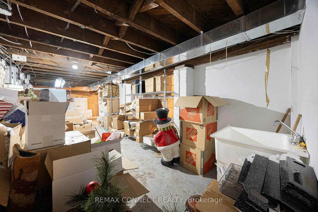 151, Roncesvalles, Roncesvalles, Toronto