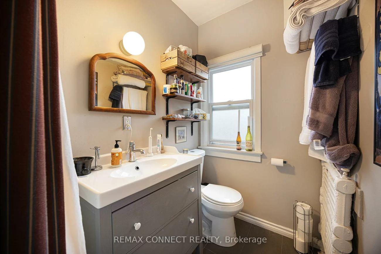 151, Roncesvalles, Roncesvalles, Toronto