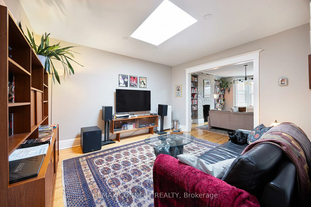 151, Roncesvalles, Roncesvalles, Toronto