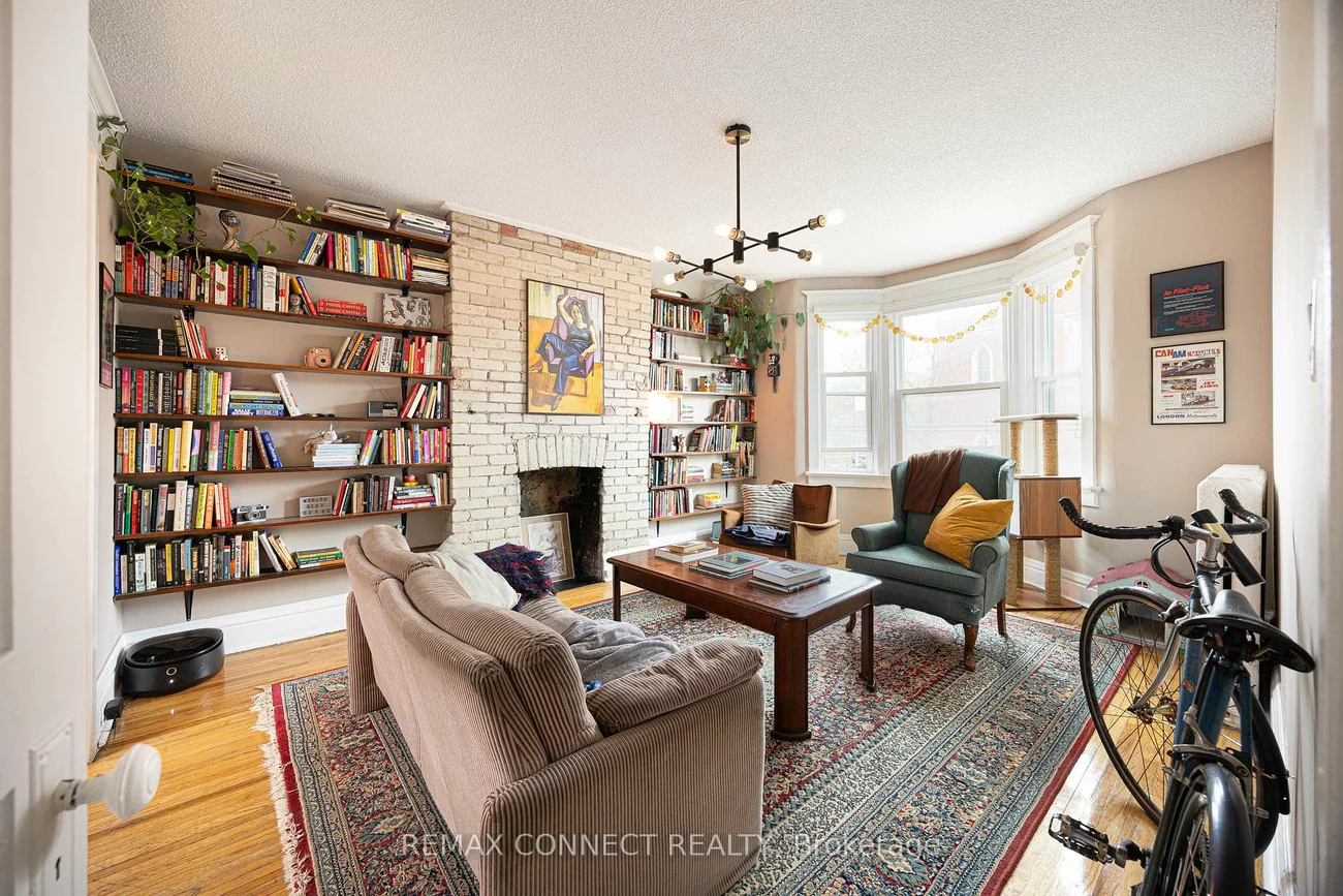 151, Roncesvalles, Roncesvalles, Toronto