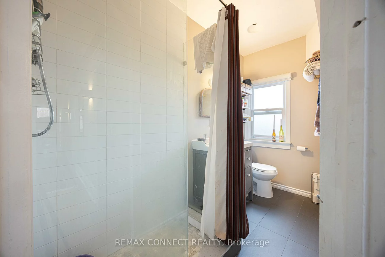 151, Roncesvalles, Roncesvalles, Toronto