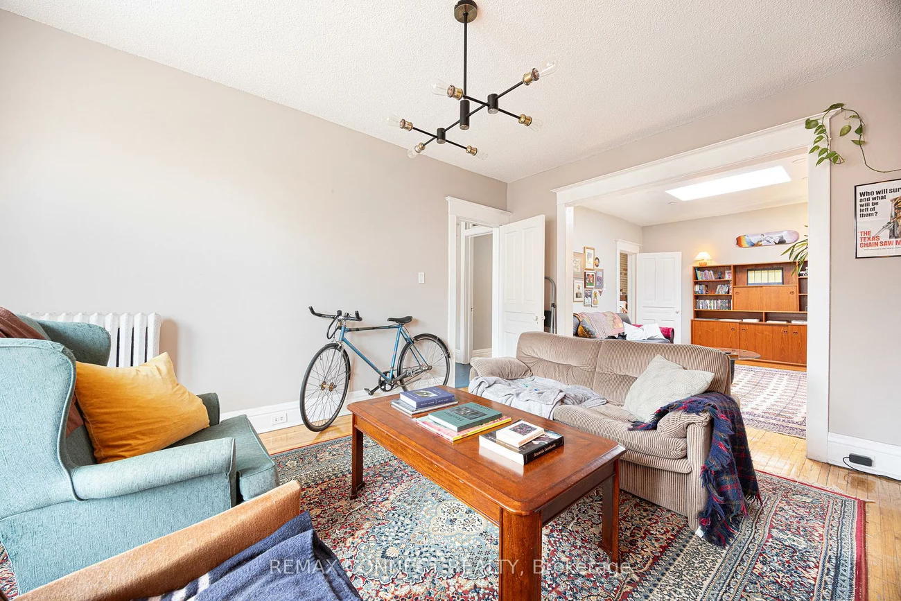 151, Roncesvalles, Roncesvalles, Toronto