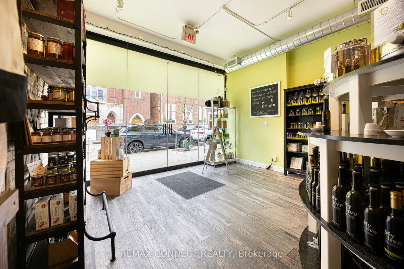 151, Roncesvalles, Roncesvalles, Toronto