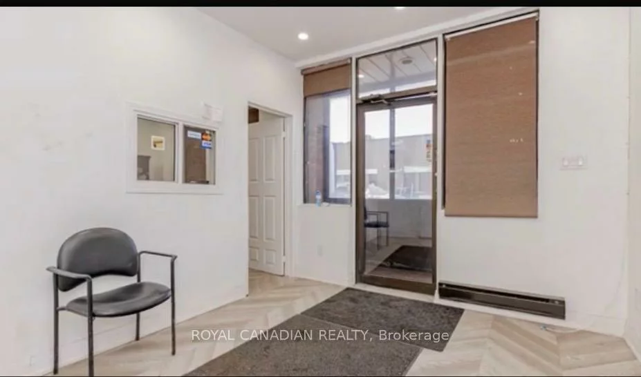 11, Goodmark, West Humber-Clairville, Toronto
