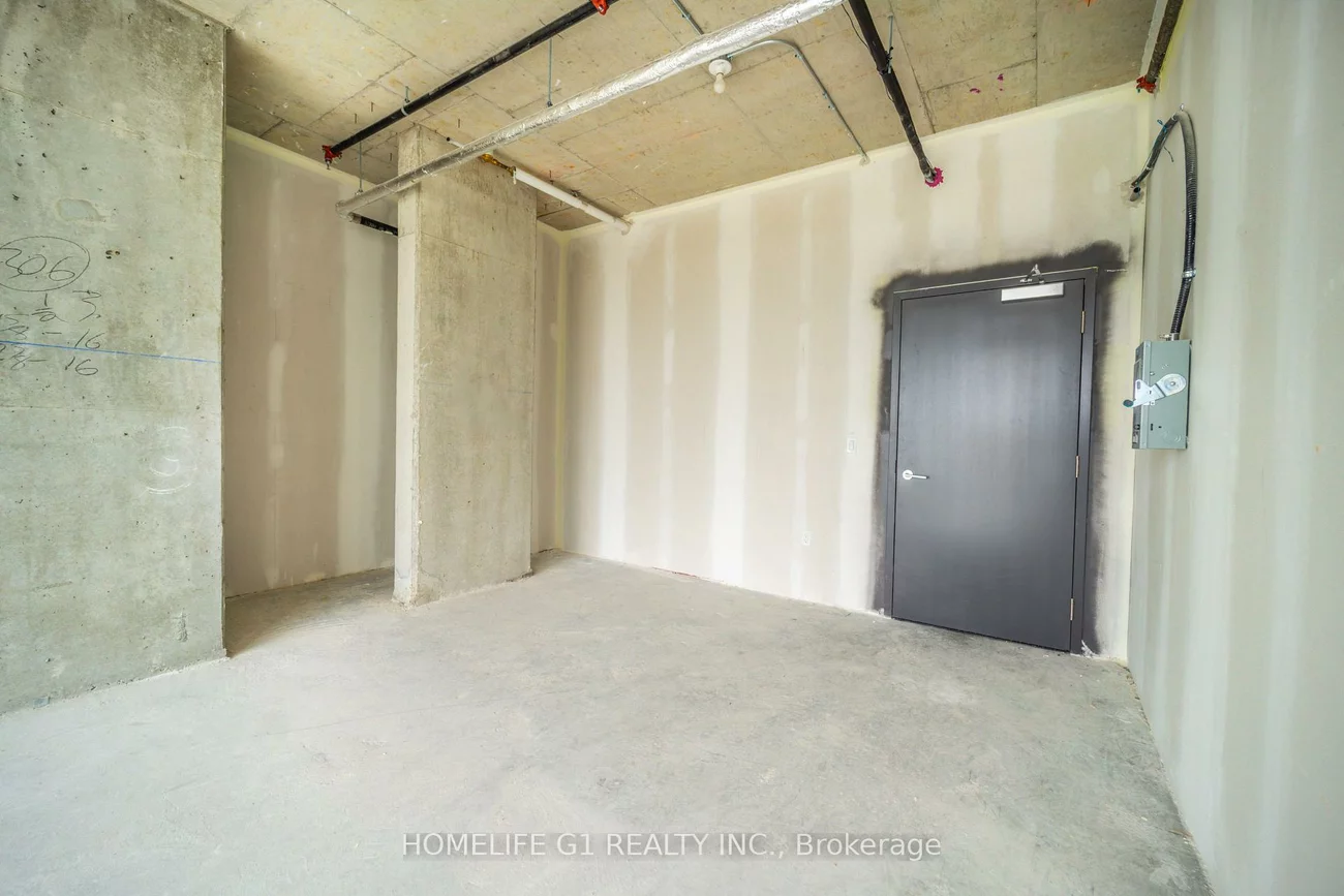 600, Dixon, West Humber-Clairville, Toronto