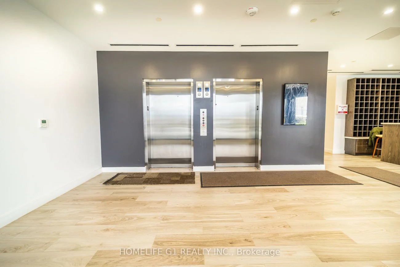 600, Dixon, West Humber-Clairville, Toronto