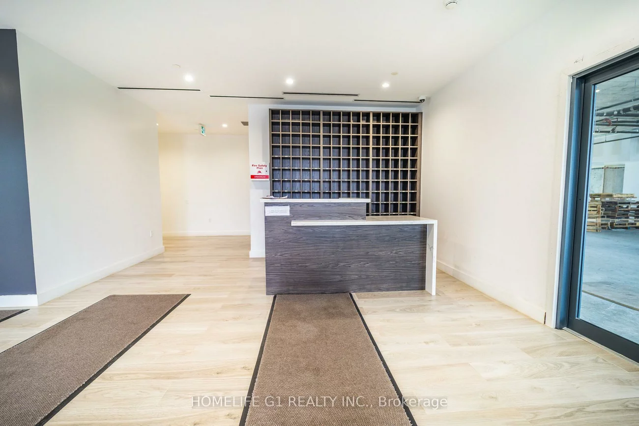 600, Dixon, West Humber-Clairville, Toronto